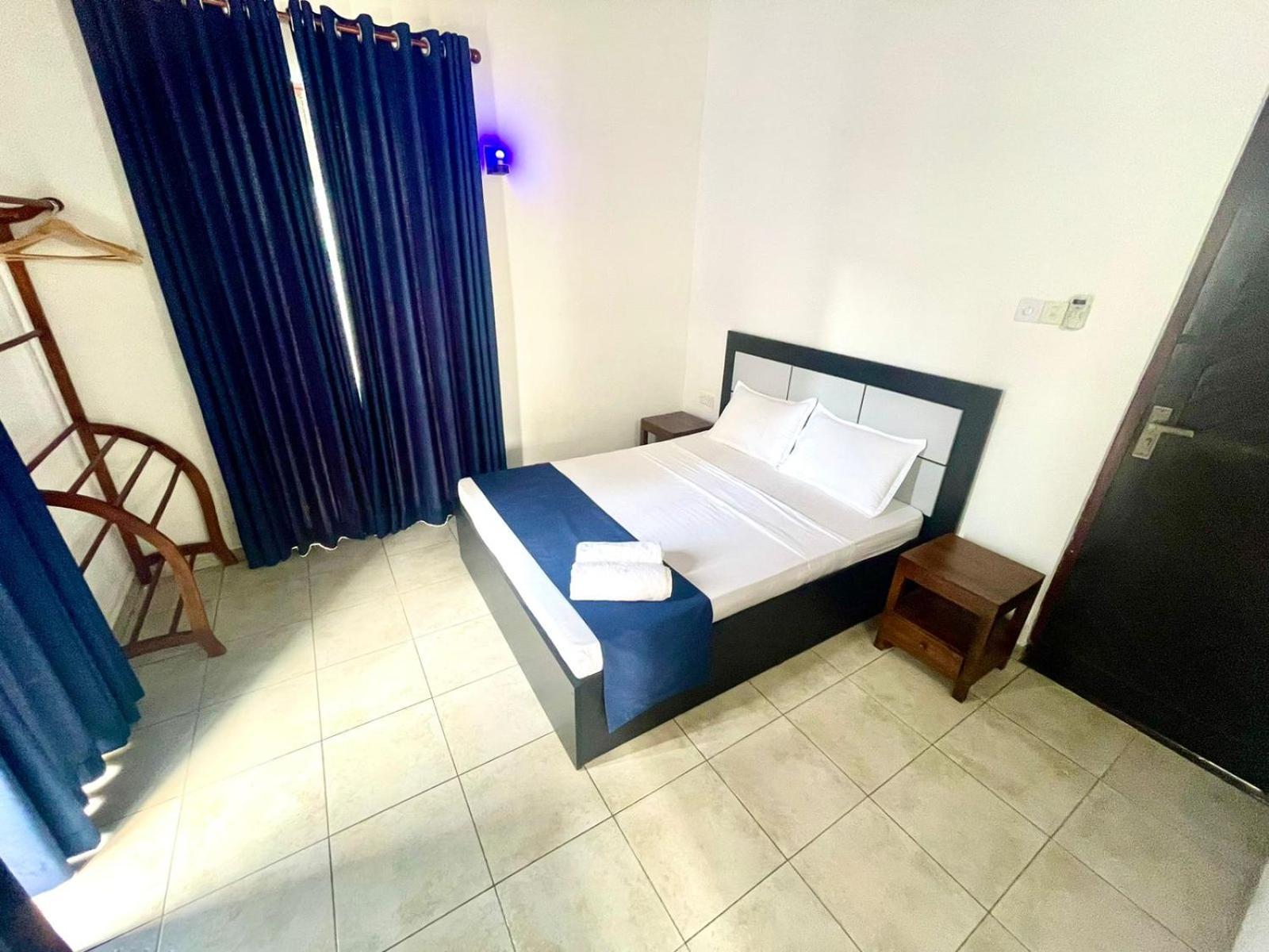 Hotel One Sixty Дехивала-Маунт-Лавиния Экстерьер фото