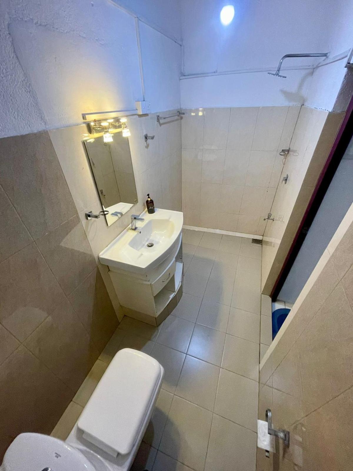 Hotel One Sixty Дехивала-Маунт-Лавиния Экстерьер фото
