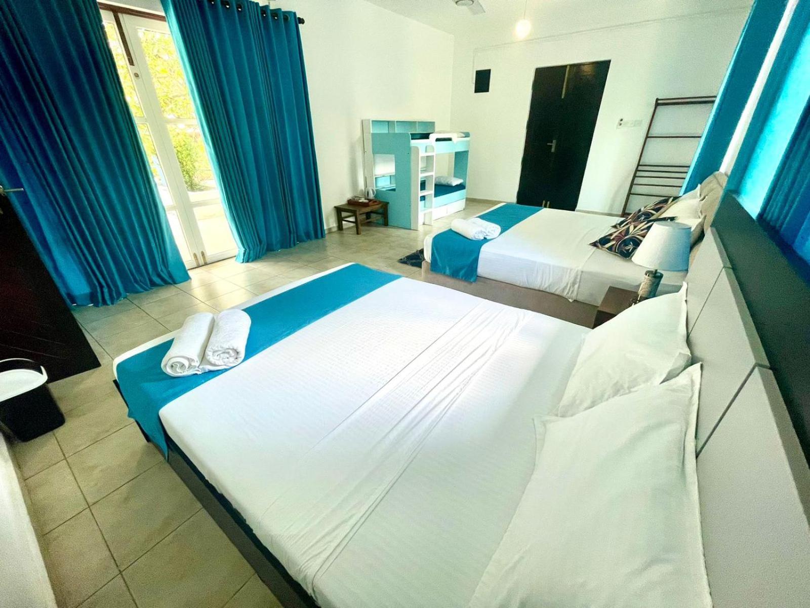 Hotel One Sixty Дехивала-Маунт-Лавиния Экстерьер фото
